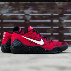 ⭐⭐⭐lowest offer⭐⭐⭐Kobe 9 university red 
Size 9